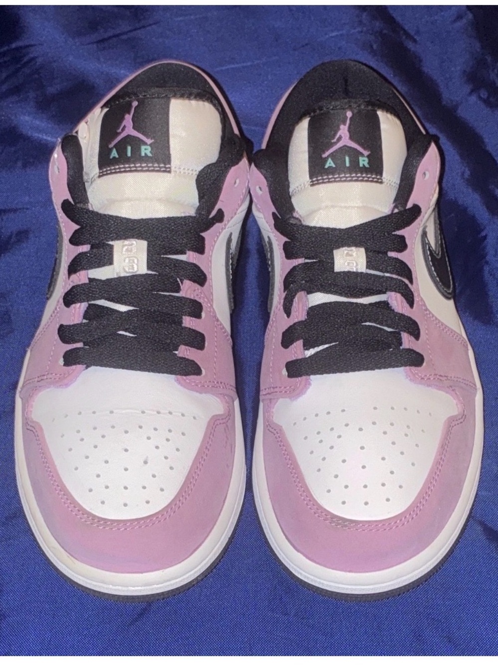 Jordan Air Jordan 1 Low Men's Violet Shock Low Top Sneaker size 8 men or 9.5 wo